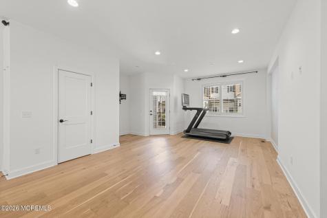 6 River Street Red Bank NJ 07701