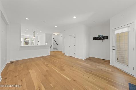6 River Street Red Bank NJ 07701
