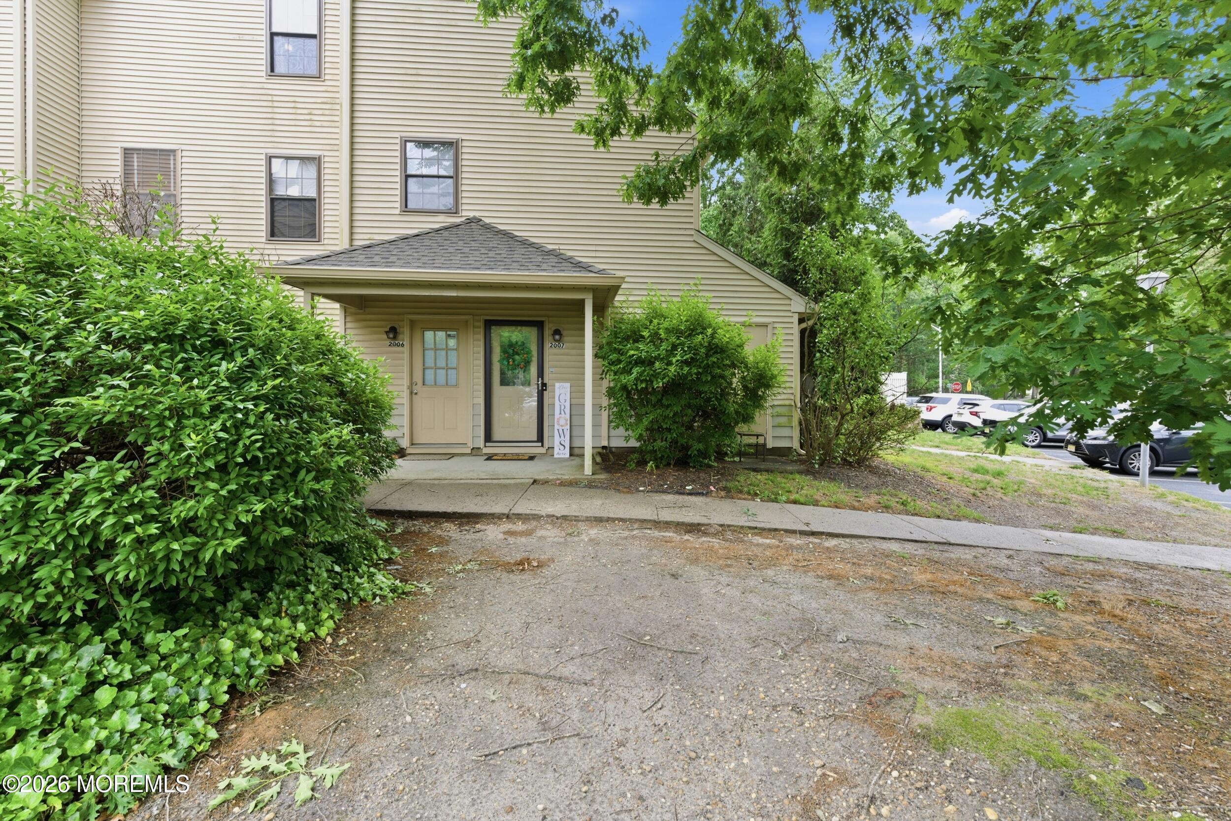 2007 Begonia Court Jackson NJ 08527