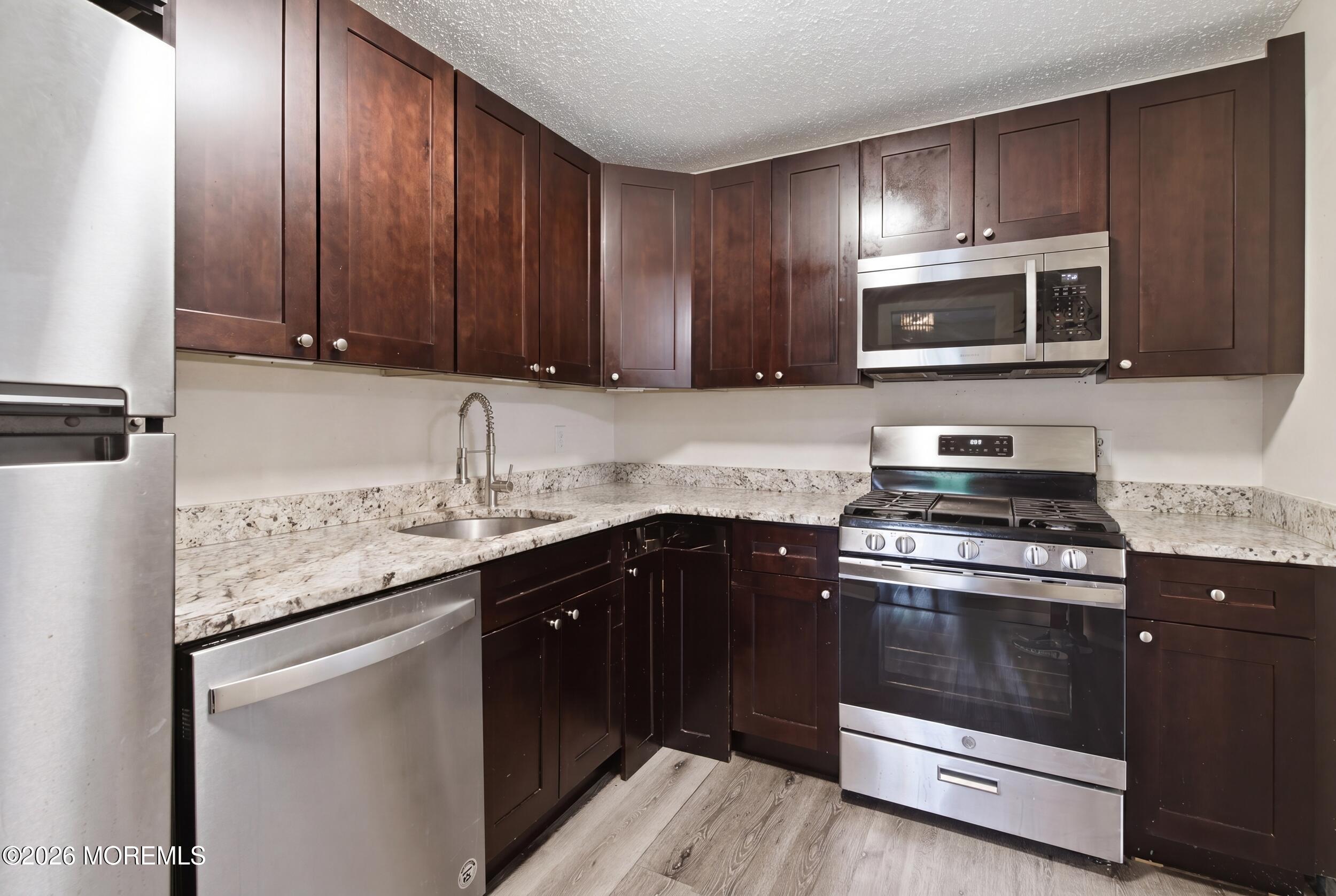 2007 Begonia Court Jackson NJ 08527
