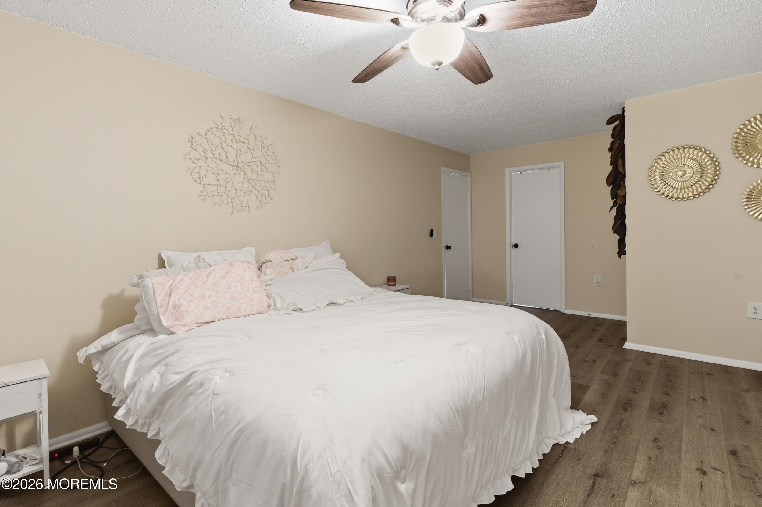 2007 Begonia Court Jackson NJ 08527