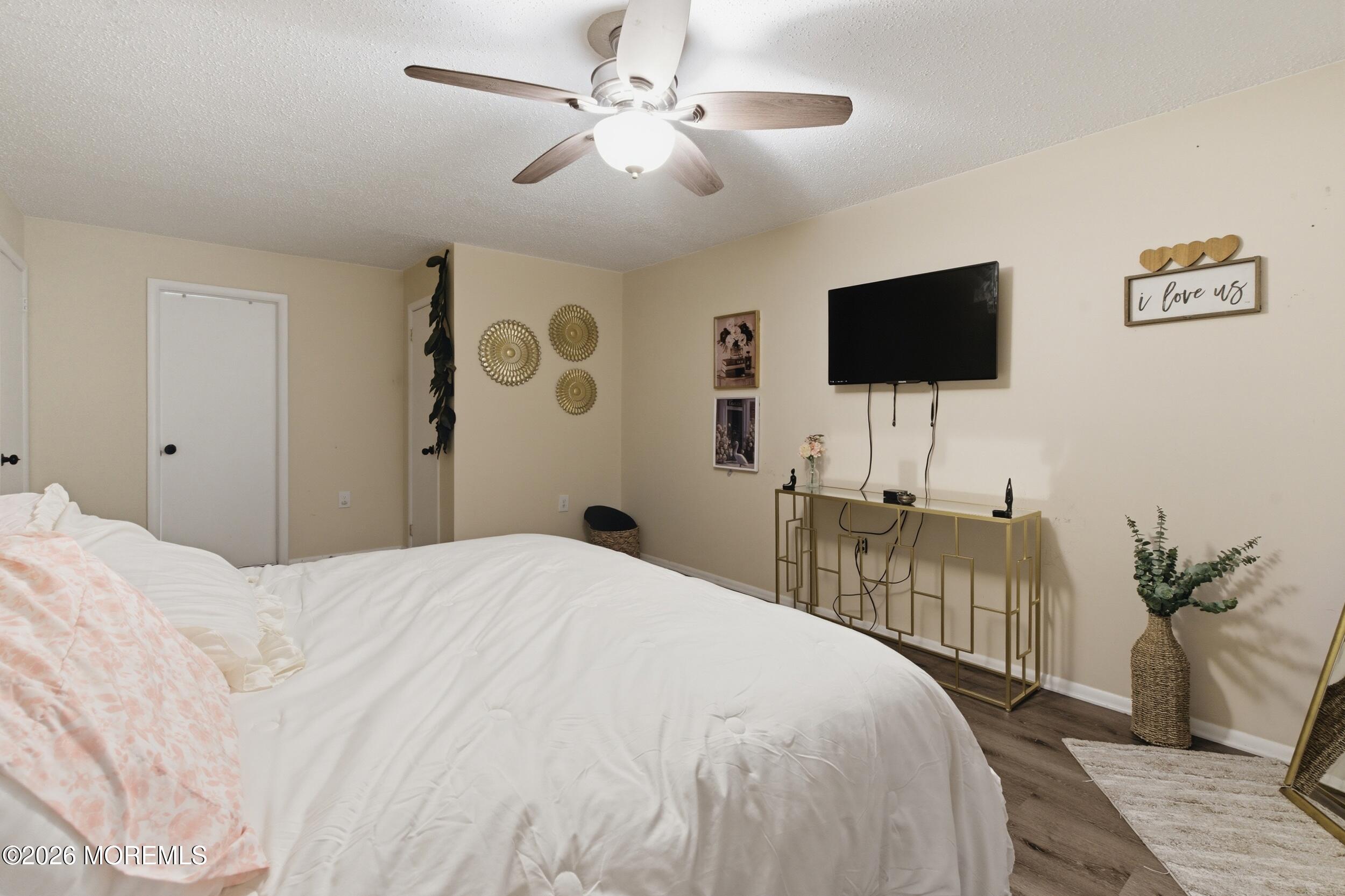 2007 Begonia Court Jackson NJ 08527
