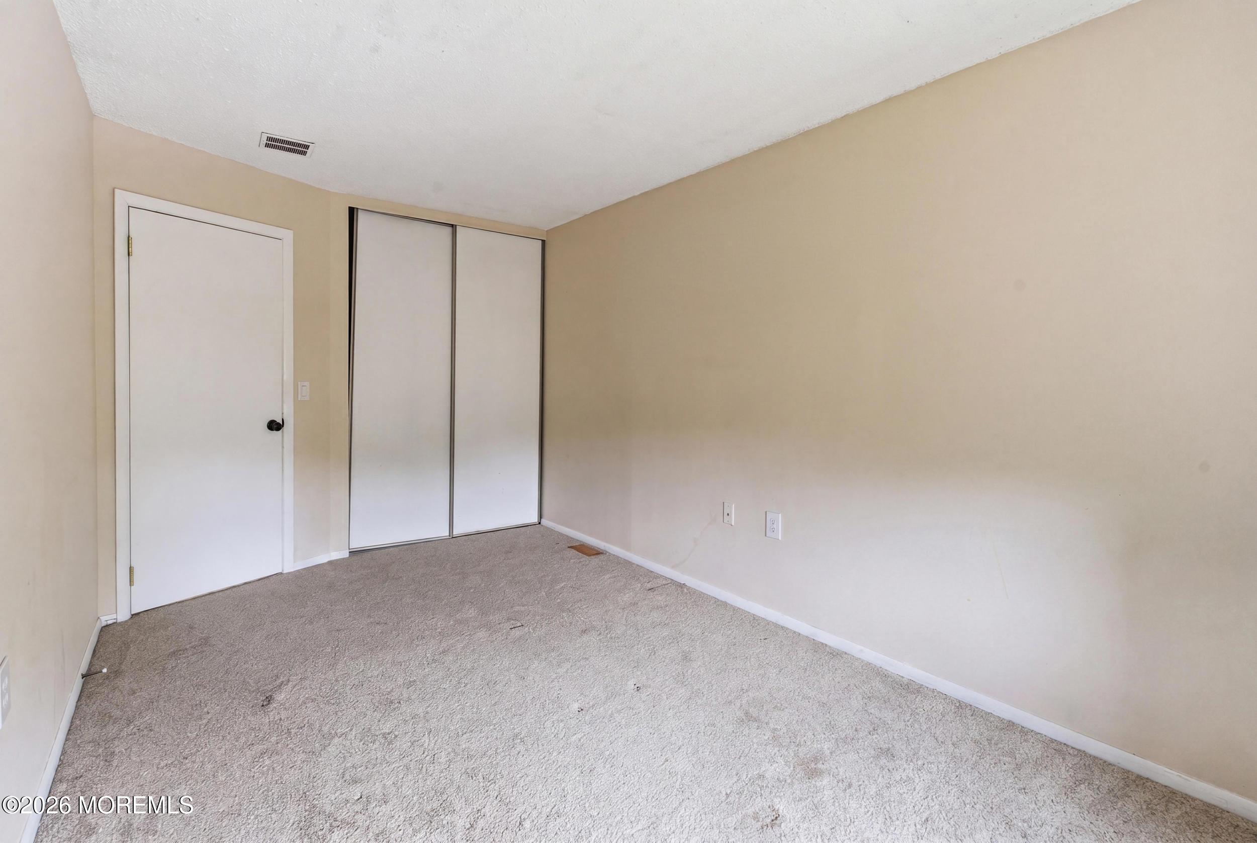 2007 Begonia Court Jackson NJ 08527