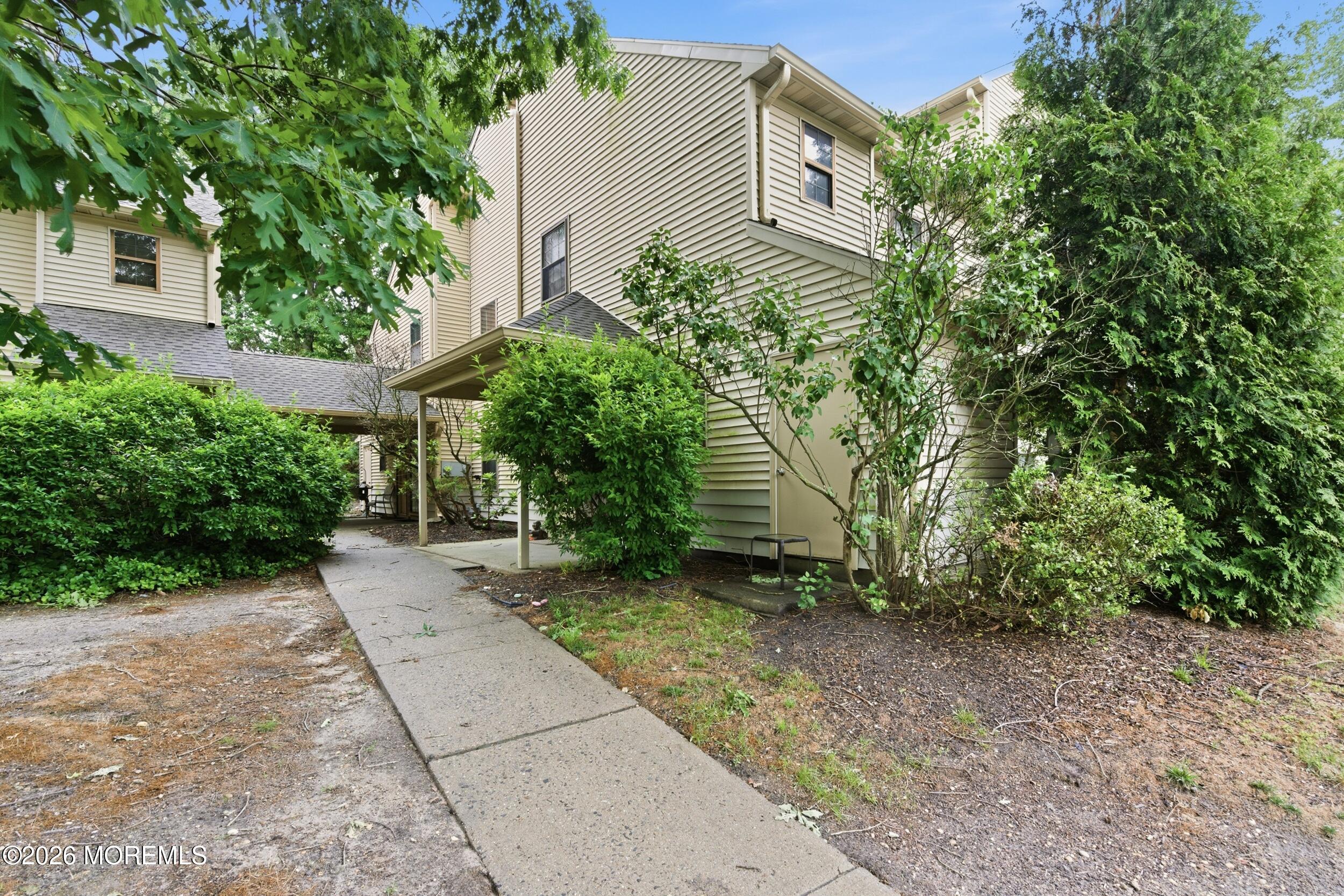 2007 Begonia Court Jackson NJ 08527