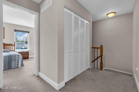 33 Mariners Cove Freehold NJ 07728