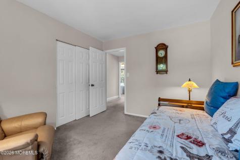 33 Mariners Cove Freehold NJ 07728