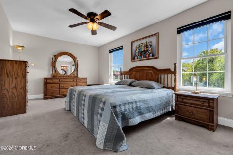 33 Mariners Cove Freehold NJ 07728