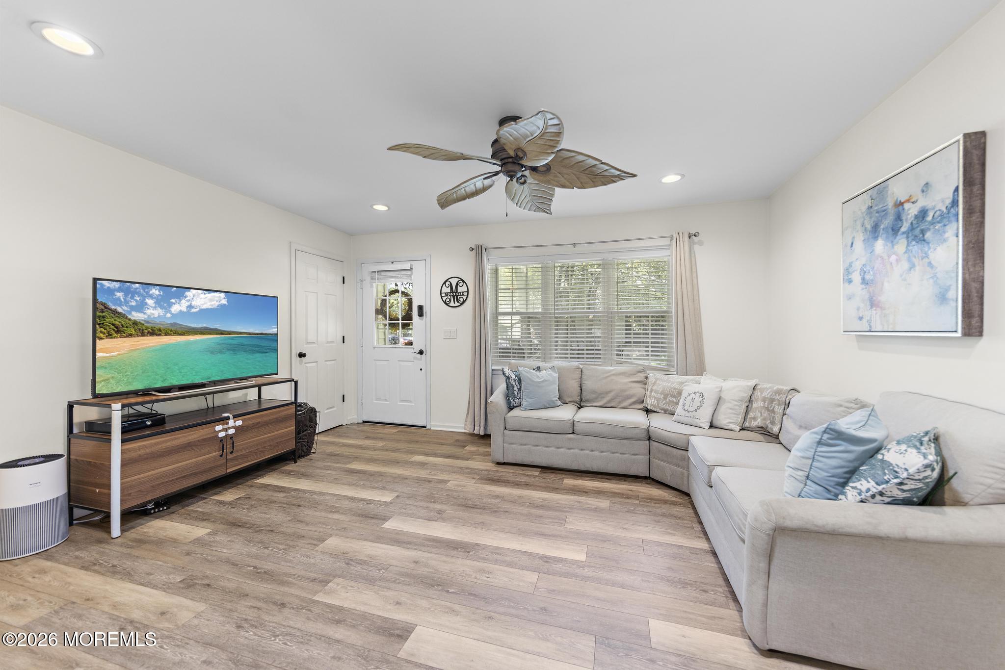 17 Driftwood Drive Little Egg Harbor NJ 08087
