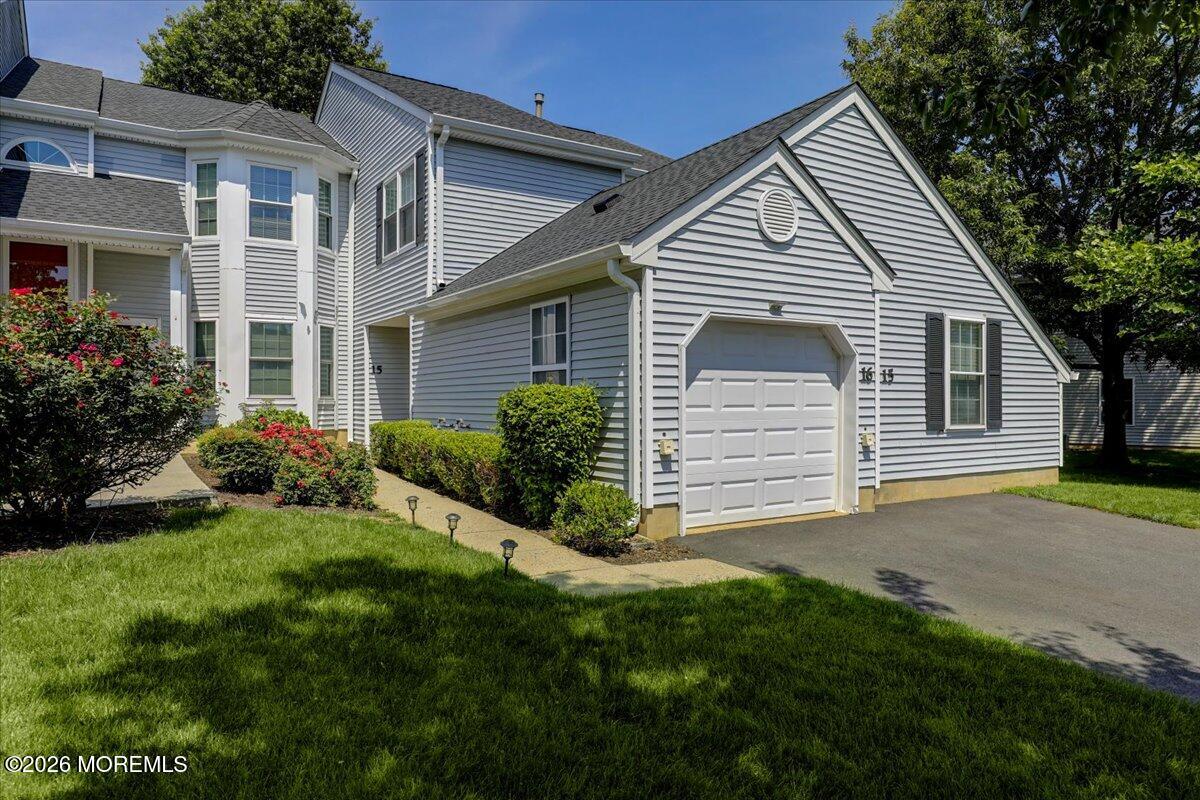 16 Pagoda Lane Freehold NJ 07728