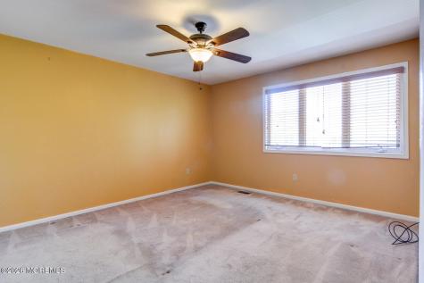 204 Muskflower Court Toms River NJ 08753