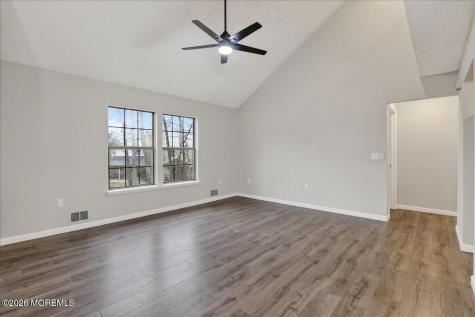109 Larkspur Lane Jackson NJ 08527