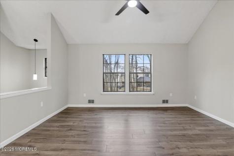 109 Larkspur Lane Jackson NJ 08527