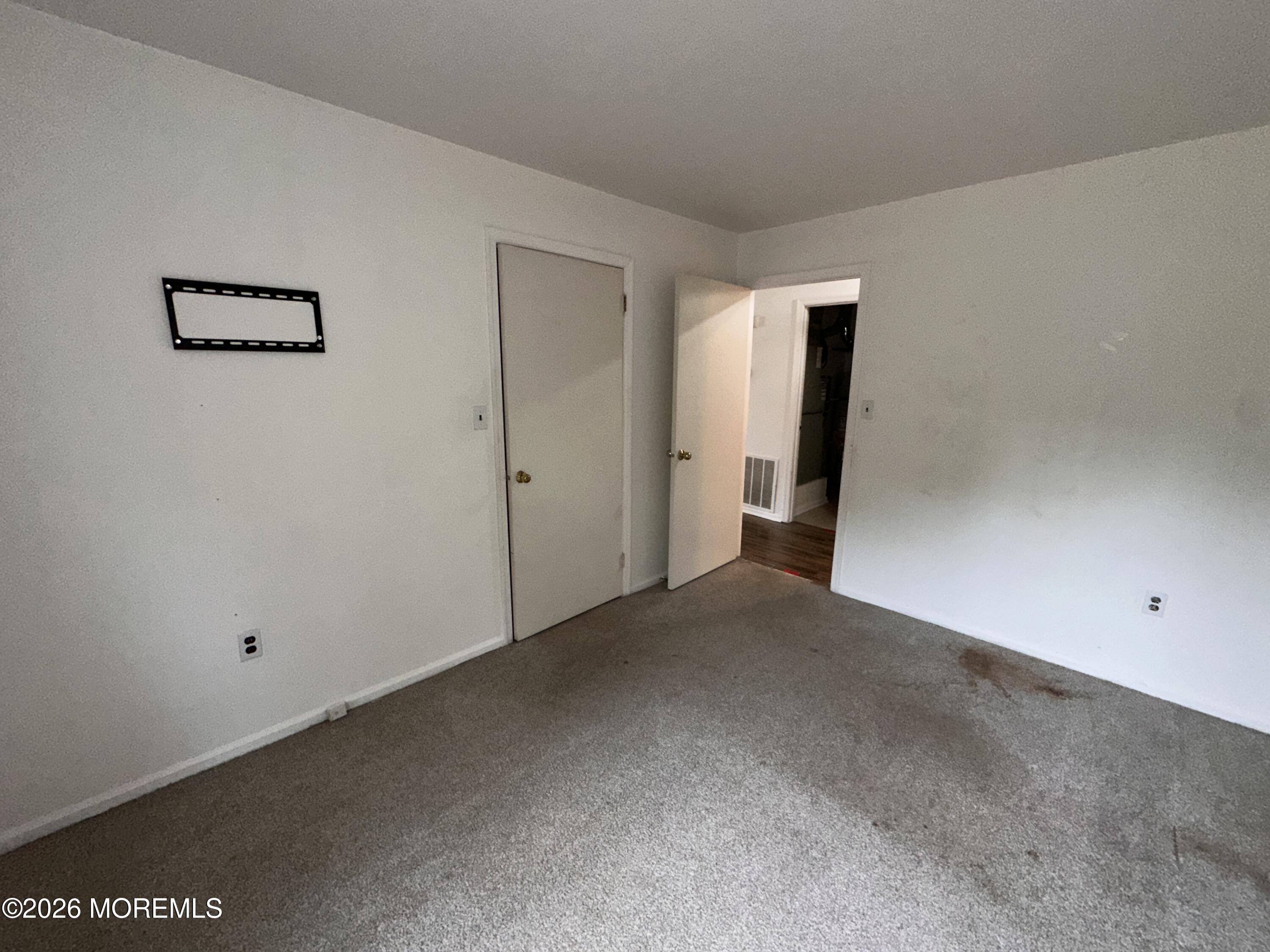 16 Fryer Court Hightstown NJ 08520