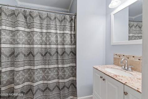 40 Lexington Circle Matawan NJ 07747
