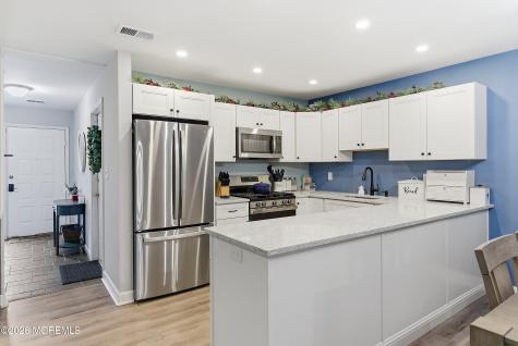 40 Lexington Circle Matawan NJ 07747