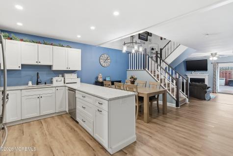 40 Lexington Circle Matawan NJ 07747