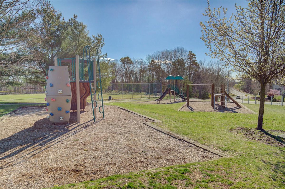 607 Bluebell Dr Drive Jackson NJ 08527