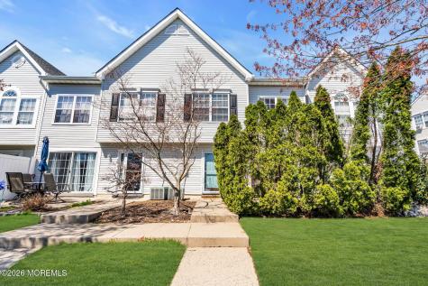 28 Madison Court Tinton Falls NJ 07712
