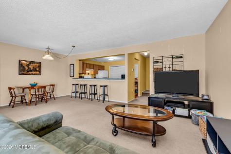 28 Madison Court Tinton Falls NJ 07712