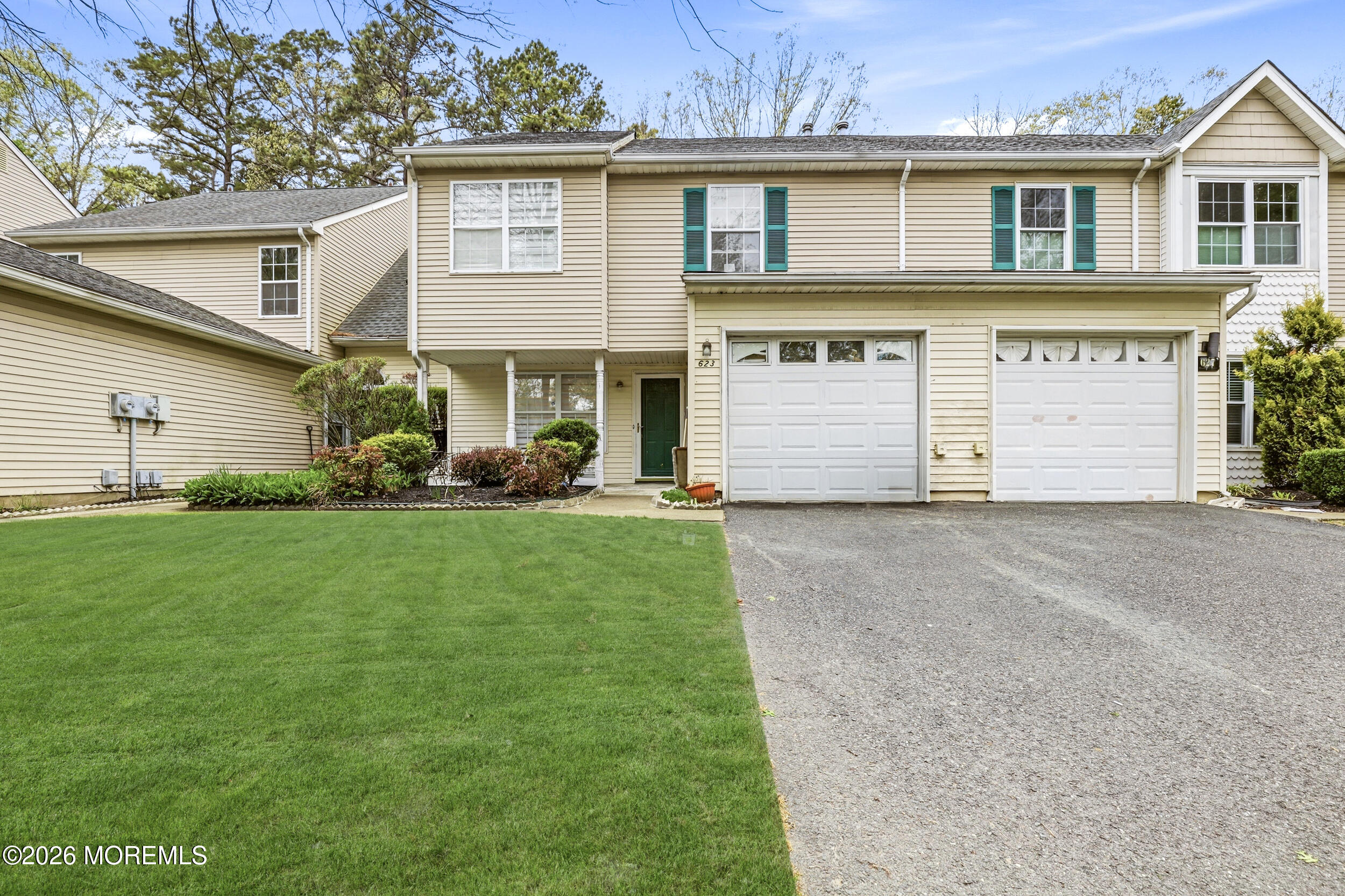 623 Woodbine Lane Lakewood NJ 08701