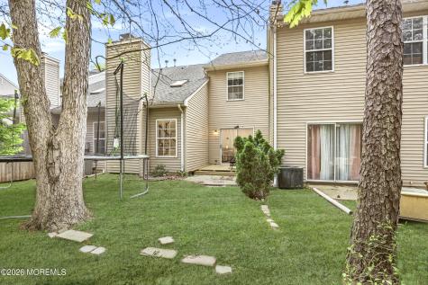 623 Woodbine Lane Lakewood NJ 08701