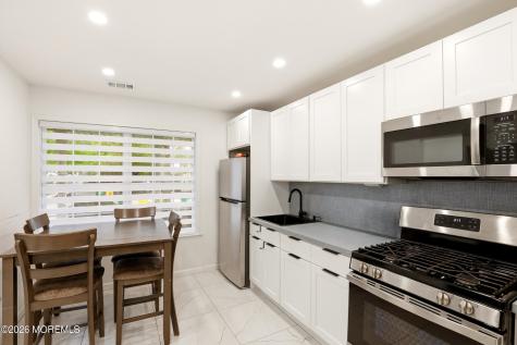 623 Woodbine Lane Lakewood NJ 08701
