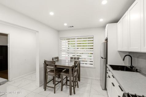 623 Woodbine Lane Lakewood NJ 08701