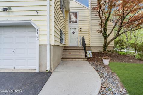 2102 Buckingham Circle Middletown NJ 07748