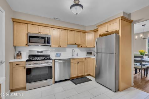 2102 Buckingham Circle Middletown NJ 07748