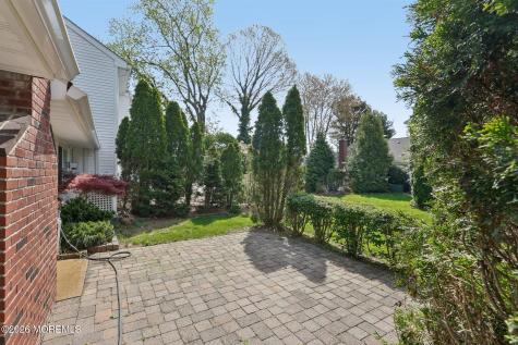 9 Dogwood Court Spring Lake Heights NJ 07762