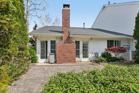 9 Dogwood Court Spring Lake Heights NJ 07762