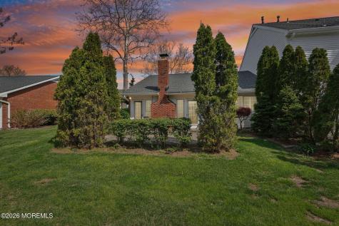 9 Dogwood Court Spring Lake Heights NJ 07762