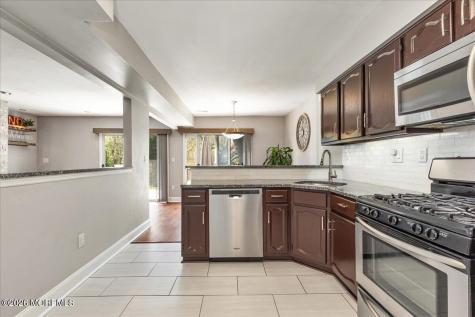 119 Malibu Drive Eatontown NJ 07724