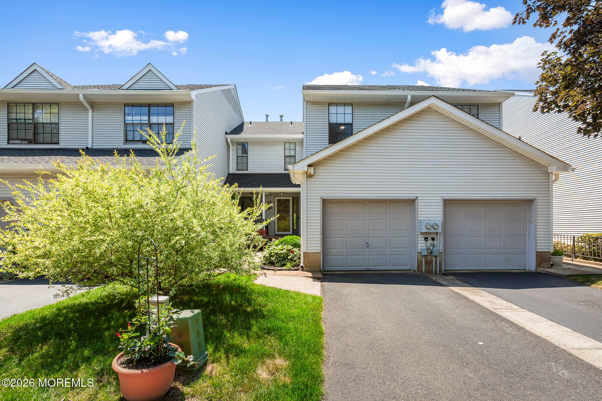 43 Chestnut Way Manalapan NJ 07726