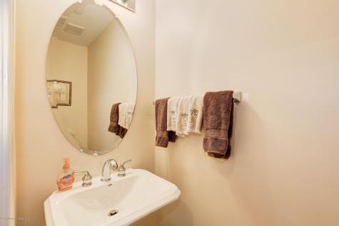 129 Ironwood Court Middletown NJ 07748