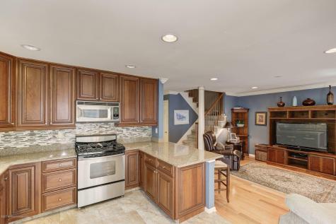 129 Ironwood Court Middletown NJ 07748