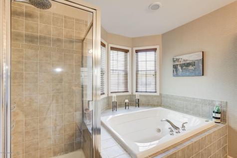 129 Ironwood Court Middletown NJ 07748