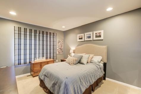 129 Ironwood Court Middletown NJ 07748
