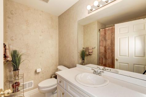 129 Ironwood Court Middletown NJ 07748
