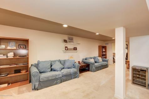 129 Ironwood Court Middletown NJ 07748