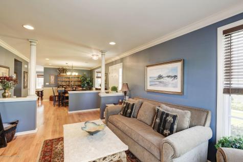 129 Ironwood Court Middletown NJ 07748
