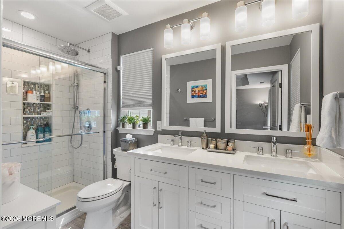 33 Michael Drive Tinton Falls NJ 07712