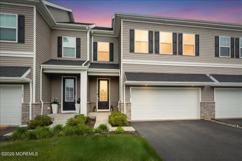 1104 Navigator Avenue Marlboro NJ 07746