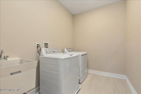 1104 Navigator Avenue Marlboro NJ 07746