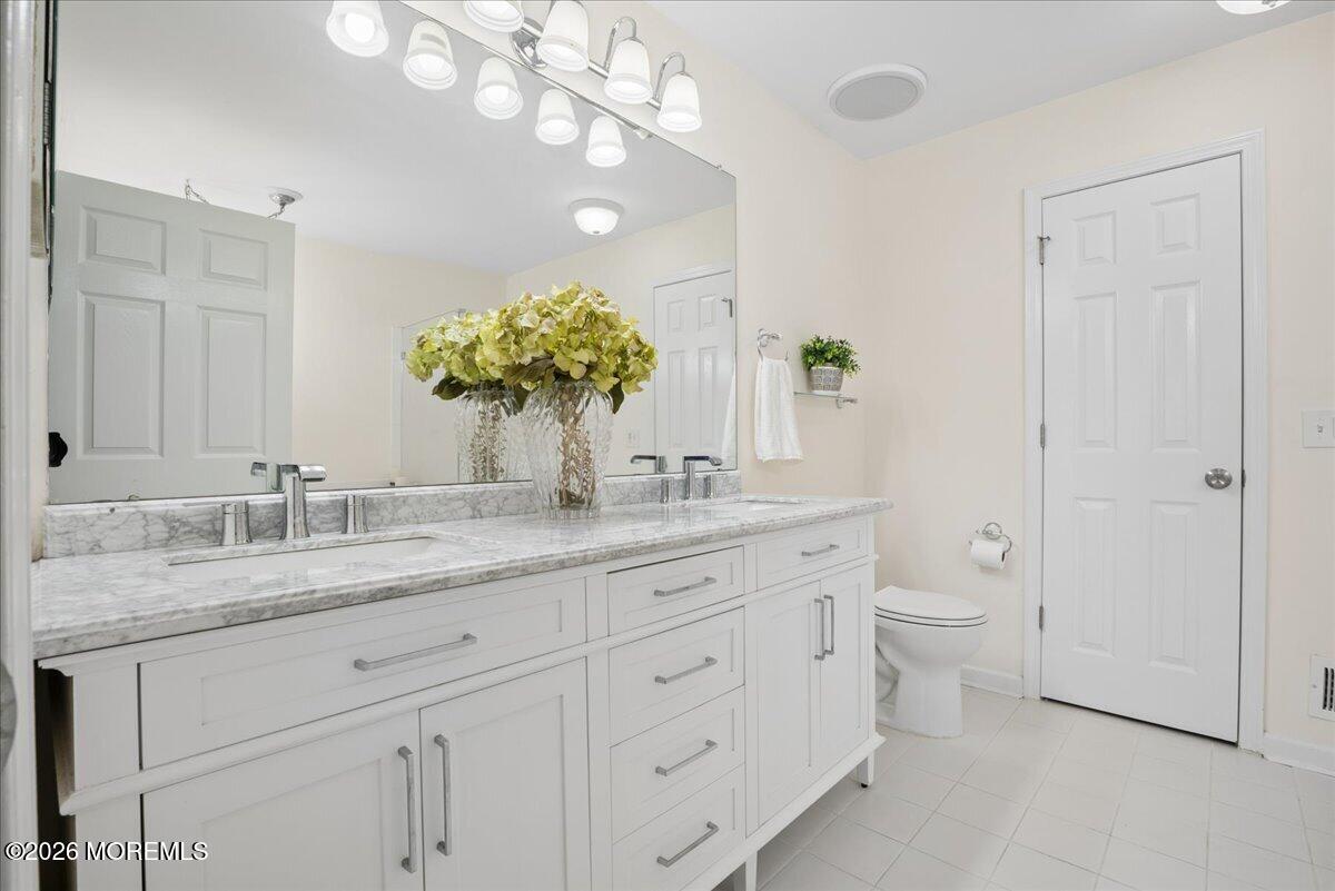 3 Whitemarsh Drive Manalapan NJ 07726