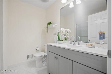 3 Whitemarsh Drive Manalapan NJ 07726