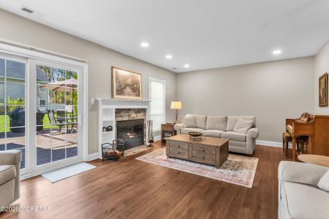 16 Vassar Place Morganville NJ 07751