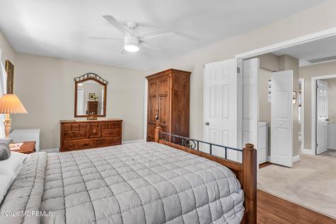 16 Vassar Place Morganville NJ 07751