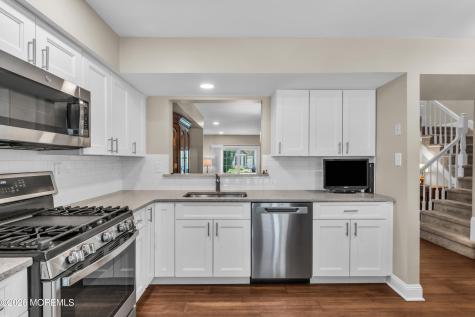 16 Vassar Place Morganville NJ 07751
