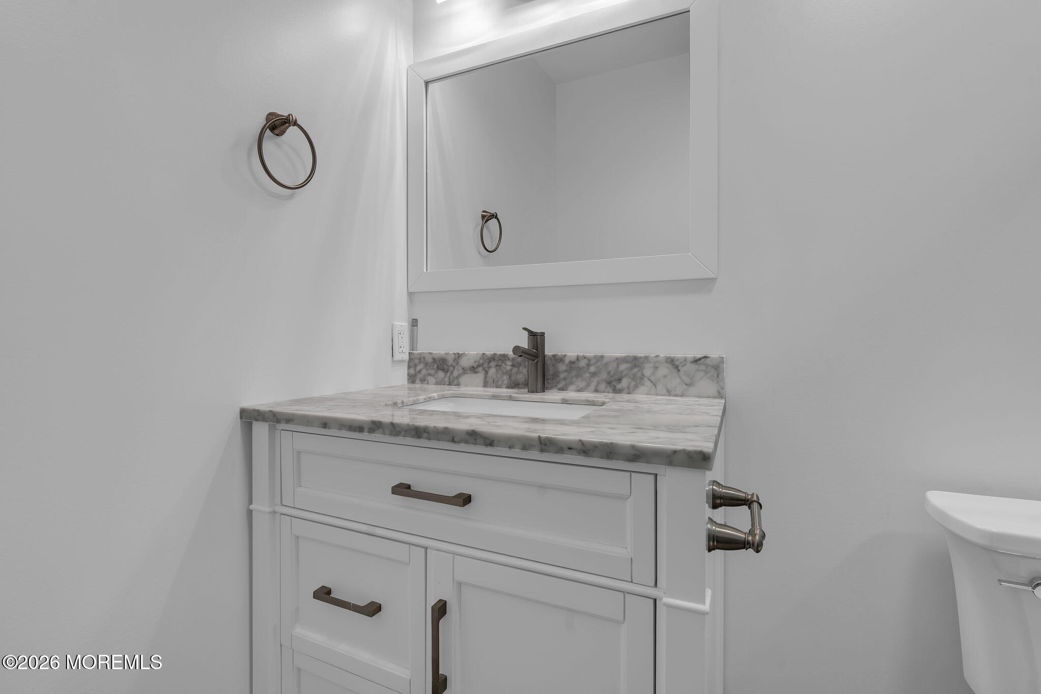324 Oak Knoll Drive Manalapan NJ 07726
